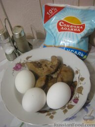 Яйца, фаршированные куриной печенью: Продукты для фаршированных яиц перед вами.
