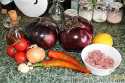 Фаршированные баклажаны: Набор продуктов для приготовления баклажанов, фаршированных мясом.
