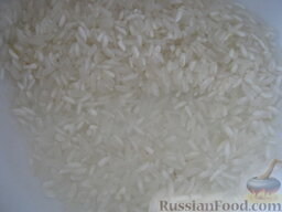 Грибной суп с куриными крылышками: Перебрать и хорошо промыть рис.