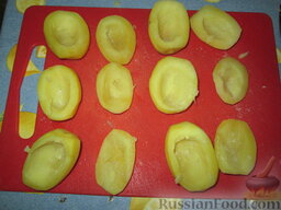 Картофельные "ларчики с сюрпризом": С каждой картофелины аккуратно срезать 