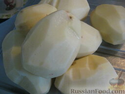 Драники с грибами: Картофель очистить, помыть.
