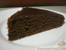 Пирог простой шоколадный: Шоколадный пирог в разрезе. Приятного чаепития!
