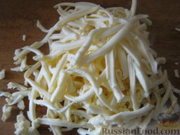 Суп сырный со шпинатом: Сыр плавленый натереть на крупной терке.