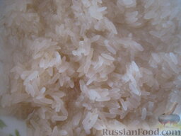 Рисовый суп с цветной капустой и спаржевой фасолью: Промыть рис.
