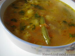 Рисовый суп с цветной капустой и спаржевой фасолью: Рисовый суп из цветной капусты со спаржей готов. Подавать со свежей зеленью.  Приятного аппетита!