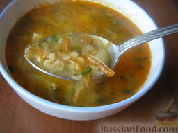 Суп из чечевицы с солеными огурцами: Суп из чечевицы с солеными огурцами можно подавать. Приятного аппетита!