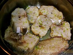 Рыба карри по-мадрасски (Madras Fish Curry): КАК ПРИГОТОВИТЬ РЫБУ КАРРИ:    Рыба маринованная в смеси сока лайма с яблочным уксусом и солью.