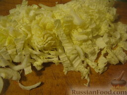 Салат овощной с редисом и семенами кунжута: Как приготовить овощной салат с редисом и кунжутом:    Пекинскую капусту (или молодую белокочанную) нарезать соломкой.