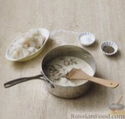 Соус из рыбы, креветок, грибов и зеленого горошка: 1. Включить духовку с функцией 
