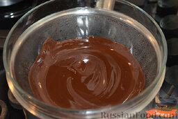 Творожок в шоколаде: Как приготовить творожок в шоколаде:    Растопить шоколад на паровой бане.
