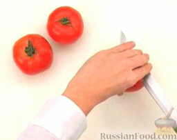 Фаршированные помидоры: Как приготовить помидоры, фаршированные рисом:    У помидоров срезать верхнюю часть.