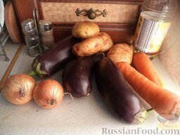 Рагу из баклажанов и картофеля: Продукты для рагу из баклажанов с картофелем перед вами.