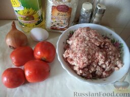 Тефтели с рисом и свежими помидорами: Продукты для тефтелей с рисом перед вами.    Вскипятить чайник.
