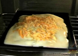Макароны со шпинатом: Запекать макароны со шпинатом в духовке (желательно под грилем) 4-5 минут.
