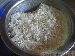 Зеленый борщ с щавелем без мяса: Рис (или рисовую сечку) тщательно промыть.