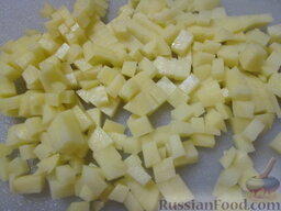 Бак-беляш (вак-бэлиш): Картофель нарезать мелким кубиком.