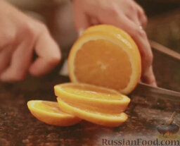 Глинтвейн: Как приготовить глинтвейн:    Апельсин нарезать кружочками, вместе с кожурой.