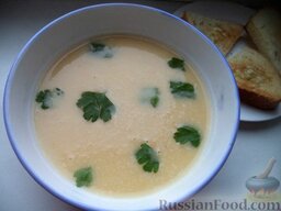 Гороховый суп-пюре (вегетарианский): Вегетарианский гороховый суп-пюре готов. Подавать гороховый суп-пюре со свежей зеленью.  Приятного аппетита!