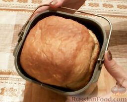 Воздушный пшеничный хлеб с манкой (в хлебопечке): Хлеб готов.