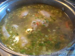 Суп куриный с клецками (по-деревенски): В суп выложить зажарку.