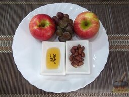Запеченные яблоки с орехами и виноградом: Необходимые ингредиенты, чтобы приготовить запеченные яблоки с орехами.