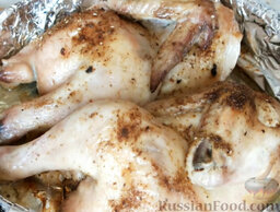 Курица в фольге в духовке: Курица в фольге в духовке готова.   Приятного аппетита!
