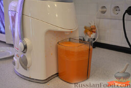 Домашнее мороженое из морковки: Как приготовить домашнее мороженое из моркови:    Пропустить очищенную морковь через соковыжималку.