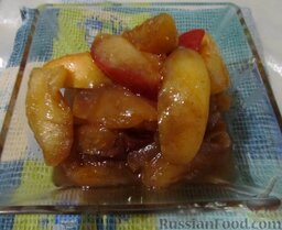 Яблочное варенье с корицей: Варенье готово, можно кушать сразу, а можно переложить в стерилизованные банки и закатать стерилизованными крышками.