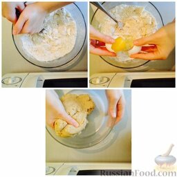Линцский торт (Linzer Torte): Масло нарезать на куски, добавить к сухой смеси.  Размять хорошо вилкой, добавить яйцо и руками замесить тесто.  Убрать его в холодильник на 30-40 минут.