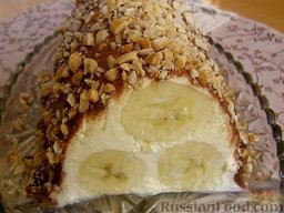 Десерт "Бананы под снегом": Поставить в холодильник, как минимум на 1 час.