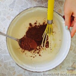 Кефирный торт "Деревенский": В малую часть добавить какао, перемешать. Выпечь так же.