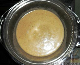 Ржаные пряники на пару: После добавляем соль, соду и корицу. Продолжаем нагревать, помешивая. Ждём, пока на поверхности не появится густая пена.