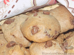 Печенье на кефире: Готовое печенье получается мягким и на вкус немного напоминает пряники.