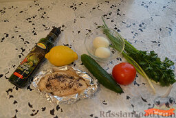 Слоеный салат с куриной грудкой: Ингредиенты для слоеного салата с куриной грудкой.