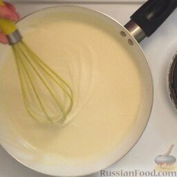Фаршированные макароны: Готовить до загустения соуса (консистенция йогурта). Если всё-таки комочки есть, то пропустить соус через ситечко.