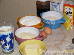 Манник на молоке, с вареньем: Подготовить продукты по рецепту манника на молоке.