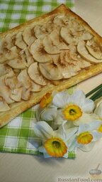 Французский слоеный пирог с яблоками: Французский слоеный пирог с яблоками готов. Приятного чаепития!