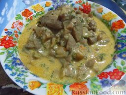 Вешенки в индийском соусе: Подавать грибы в индийском остром соусе можно с кашами или картофельным пюре.