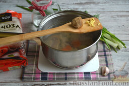Куриный суп с фунчозой: И в самом конце в куриный суп с фунчозой добавляем мелко нарезанный свежий имбирь (10-12 кусочков).
