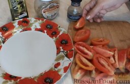 Вяленые помидоры (в микроволновой печи): Поступить так со всеми помидорами.
