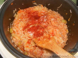 Рис с кабачками и капустой (в мультиварке): Посолить и добавить специи по вкусу.