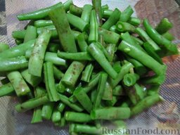 Овощное карри: Как приготовить овощное карри:    Стручковую фасоль помойте и порежьте кусочками длиной 5 см.