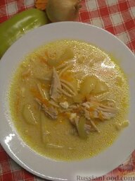 Суп с плавленым сыром и курицей: Суп с плавленым сыром и курицей готов. Приятного аппетита!