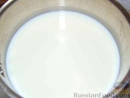 Дрожжевое тесто: Молоко подогреть до 30°С.