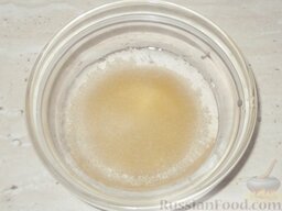 Крем творожный: Как приготовить творожный крем:    Желатин замочить в холодной воде на 10-15 минут.