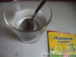 Блинчики «Молния»: Лимонную кислоту развести в теплой воде (0,5 стакана).
