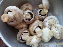 Гречневая каша с грибами и луком: Как приготовить гречневую кашу с грибами и луком:    Грибы очистить, вымыть.