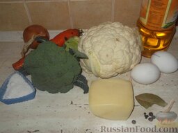 Суп из брокколи и цветной капусты: Подготовить продукты.