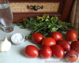 Помидоры квашеные: Продукты для приготовления квашеных помидоров перед вами.