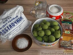 Варенье из грецких орехов: Подготовить продукты для варенья из грецких орехов.